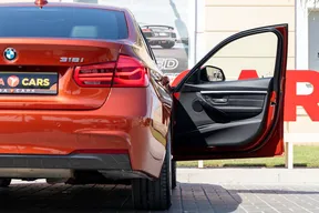 BMW 3 Series 318 2018