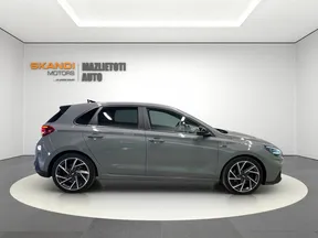 Hyundai i30 2022
