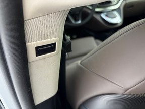 Mercedes-Benz V-Class 300 2022