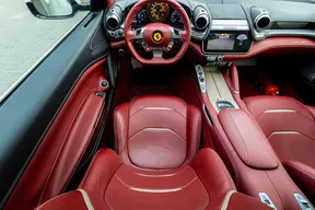 Ferrari GTC4Lusso 2017