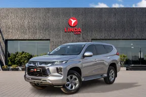 Mitsubishi Montero Sport 2025