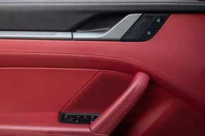 Porsche 911 Carrera 2025