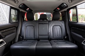 Land Rover Defender 110 2022