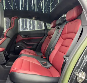 Porsche Taycan GTS 2023