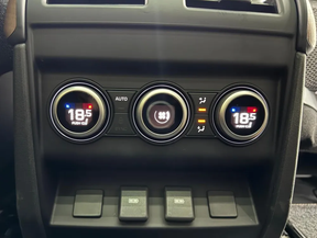 Land Rover Defender 90 2024