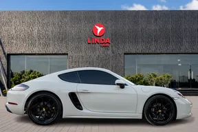 Porsche Cayman 718 2024