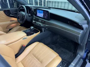 Lexus LS 500 2024