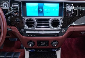 Rolls-Royce Wraith 2016