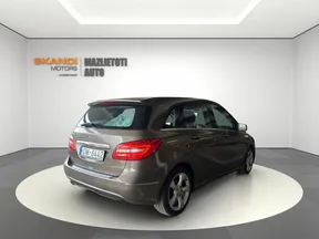 Mercedes-Benz B-Class 180 2012