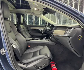 Volvo S90 2023