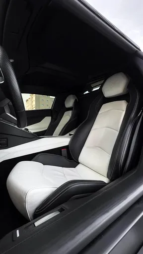 Lamborghini Aventador 2015