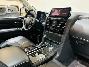Infiniti QX80 2024
