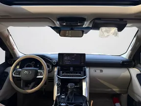 Toyota Land Cruiser 2024