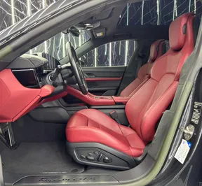 Porsche Taycan GTS 2023