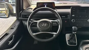 Hyundai Staria 2022