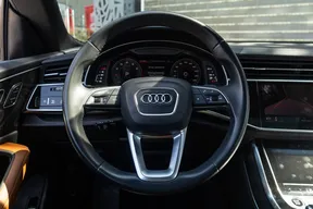 Audi Q8 2023