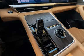 Geely Xingyue L / Monjaro 2026