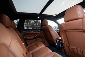 Porsche Cayenne GTS 2016