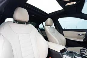 BMW 3 Series 330 2019