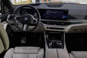 BMW X5 M60 2025