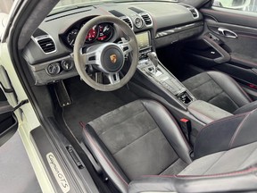 Porsche Cayman GTS 2016