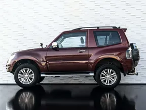 Mitsubishi Pajero / Shogun / Montero 2017