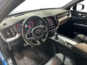 Volvo XC60 T5 2021
