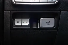 Kia K9 / K900 / Quoris 2020