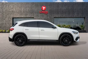 Mercedes-Benz GLA 200 2022