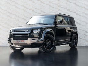 Land Rover Defender 110 2025