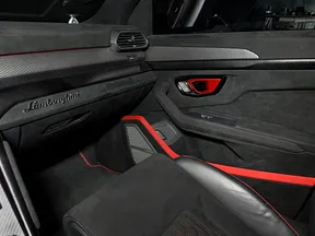 Lamborghini Urus 2024