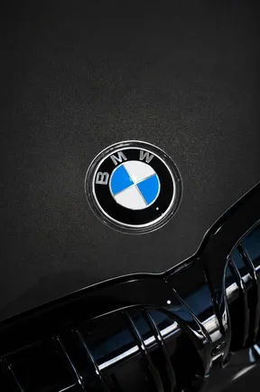 BMW 3 Series 320 2025