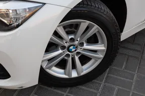 BMW 3 Series 318 2017