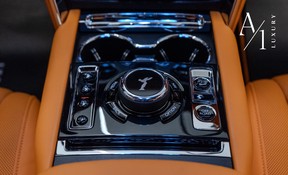 Rolls-Royce Cullinan Black Badge 2023