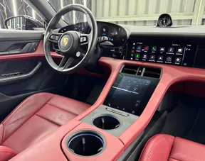 Porsche Taycan 2023