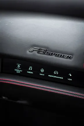 Ferrari F8 2023