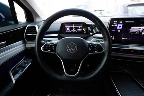 Volkswagen ID.6 CROZZ 2022