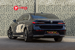 BMW 7 Series 740 2023