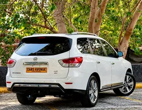 Nissan Pathfinder 2014