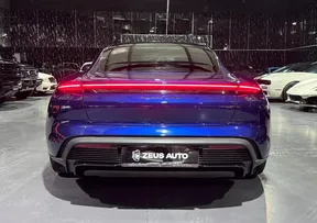Porsche Taycan GTS 2023
