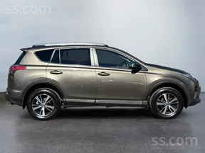 Toyota RAV4 2016