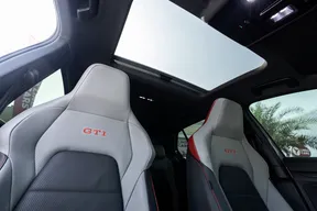 Volkswagen Golf GTI 2024