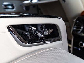 Rolls-Royce Cullinan Black Badge 2023