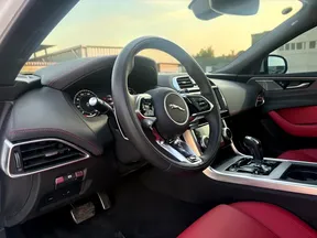 Jaguar XE S 2024