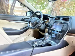 Nissan Maxima 2016