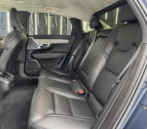 Volvo S90 2023