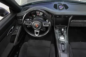 Porsche 911 Carrera GTS 2017