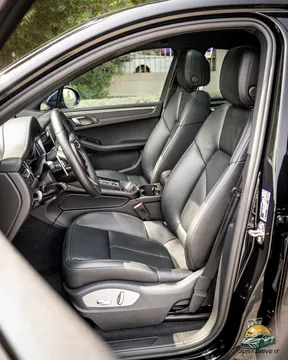Porsche Macan 2024