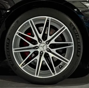 Mercedes-Benz AMG GT 43 2023
