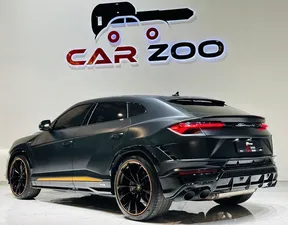Lamborghini Urus 2023
